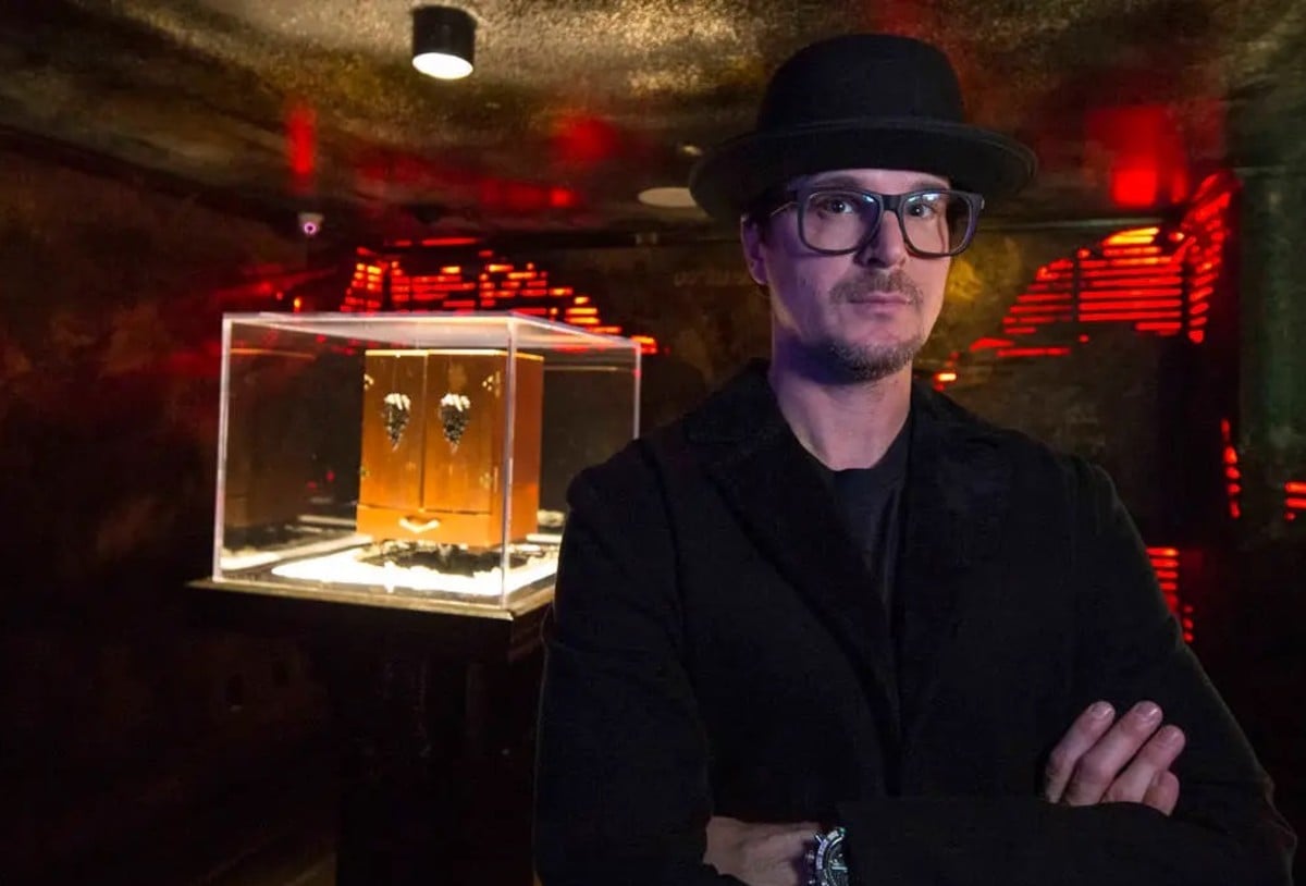 VEGAS MYTHS REBUSTED ‘World’s Most Haunted Object’ at Zak Bagans