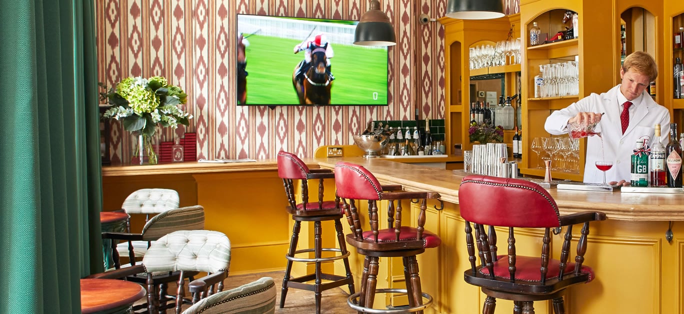 Photo of Fitzdares: ‘World’s Poshest Sports Book’ Loses London Home