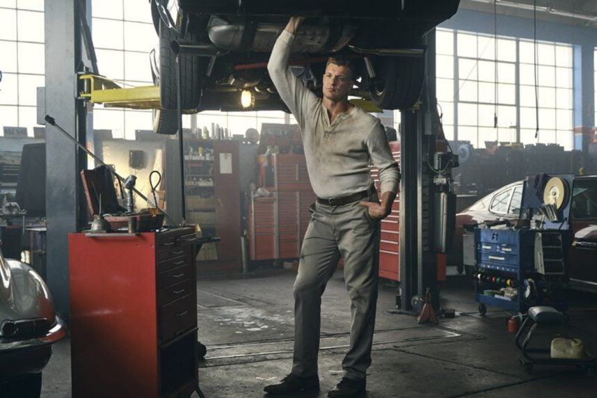 Rob Gronkowski to Attempt 10M Super Bowl Field Goal for FanDuel Spot