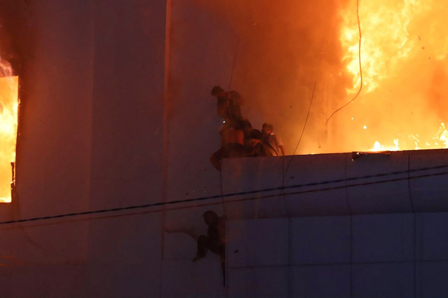 Grand Diamond City Hotel & Casino fire in Poipet, Cambodia