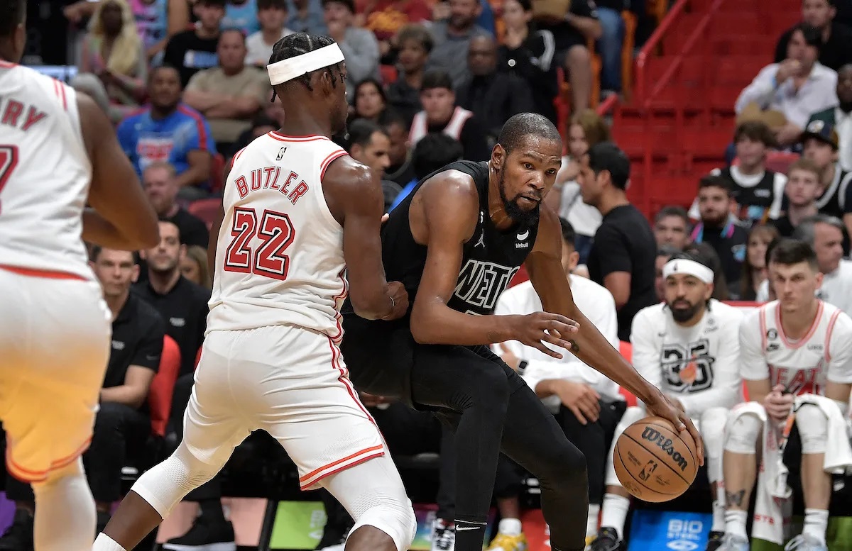 Kevin Durant knee injury Brooklyn Nets Miami Heat