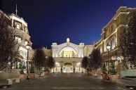 Missouri Casino Player is Pistol-Whipped, Shot in Front of St. Louis Residence