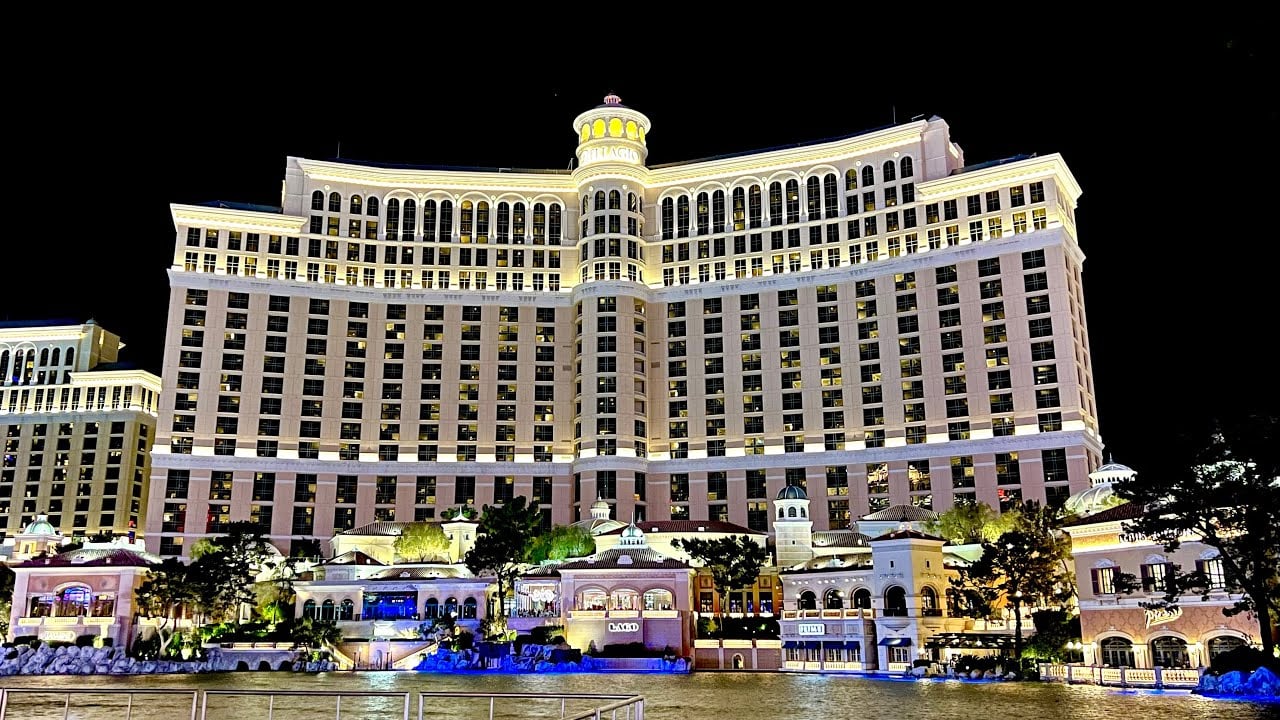 Caesars and MGM Expected to Lead Consumer Cyclical Sector in 2024 Vegas Online Casino