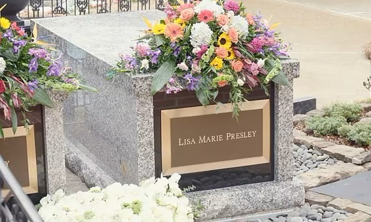 Lisa Marie grave