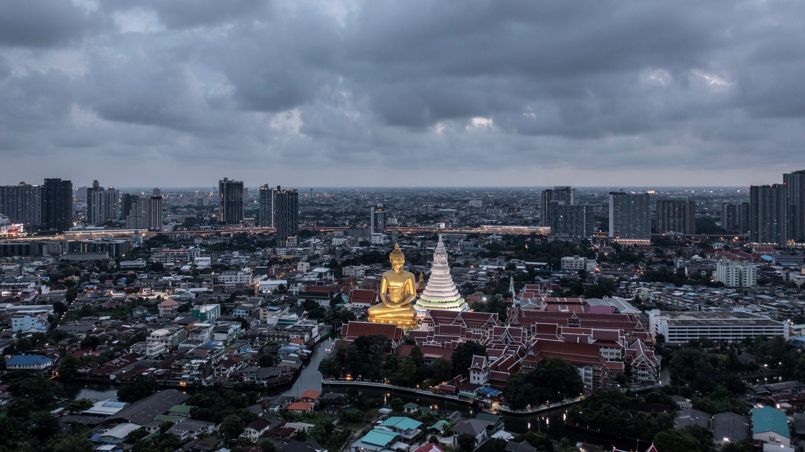 Photo of Thailand Casinos Could Swipe Revenue From Singapore Rivals