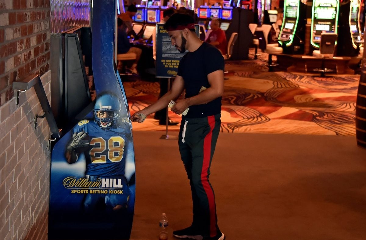 William Hill Workers Allegedly Siphoned $280K from Betting Kiosks