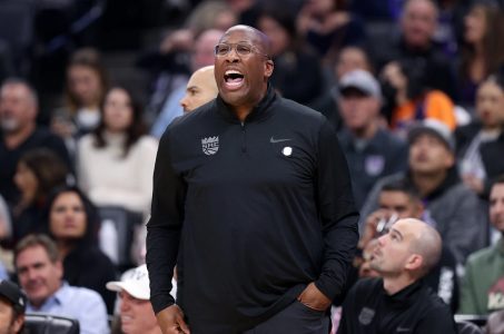 Mike Brown Joe Mazzulla NBA Coach of the Year odds Kings Celtics Awards