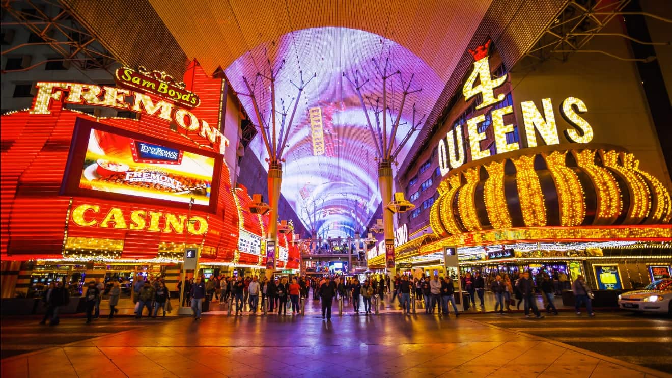 Photo of Las Vegas Crime Round Up: Machete Attack, Bar Stabbing, Boulder Station Fire