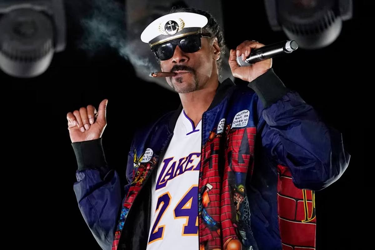 Snoop Dogg cryptocurrency casino Roobet crypto