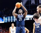 UConn forward Adama Sanogo