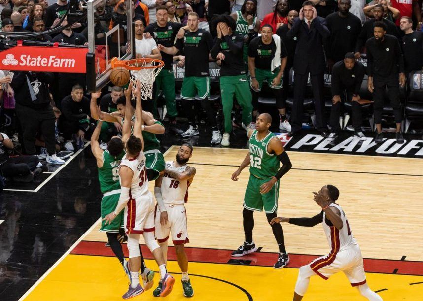 Derrick White Celtics