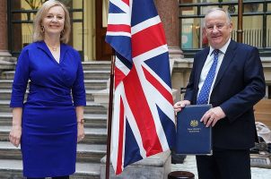 Former UK PM Liz Truss and MP Laurence Robertson at a political event