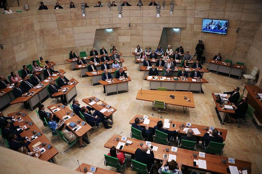 Anggota parlemen Malta mengambil bagian dalam sesi parlemen