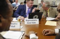 North Carolina Sports Betting Bill Moves to Senate Floor After Committee Backings