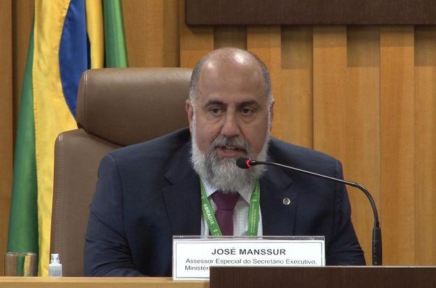 José Francisco Manssur speaks at the 2nd Brazilian Integrity Summit in May