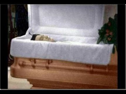 Elvis Presley, casket, coffin, body, funeral