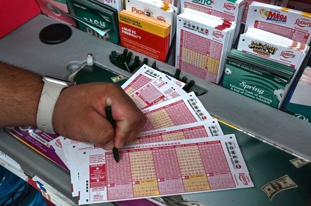Mega Millions Powerball lottery jackpots