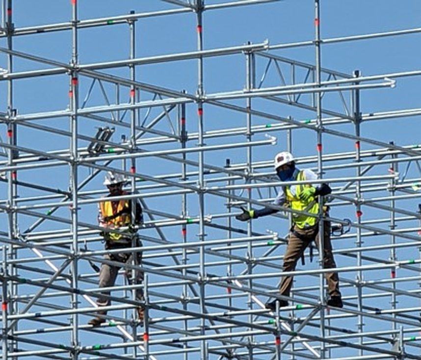 Worker Killed While Building Bellagio Grandstand for F1 Las Vegas Grand Prix 3 splash