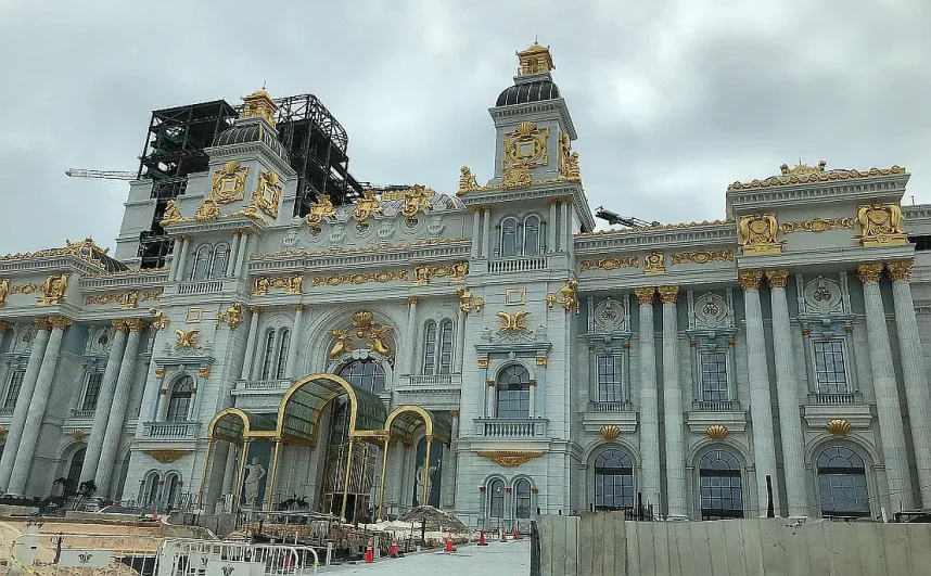 The Imperial Palace casino in Saipan under construction