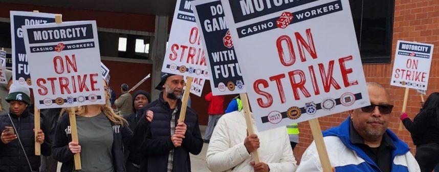 Detroit casino workers on strike