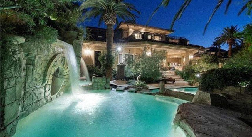 Las Vegas home owned by Miriam Adelson 