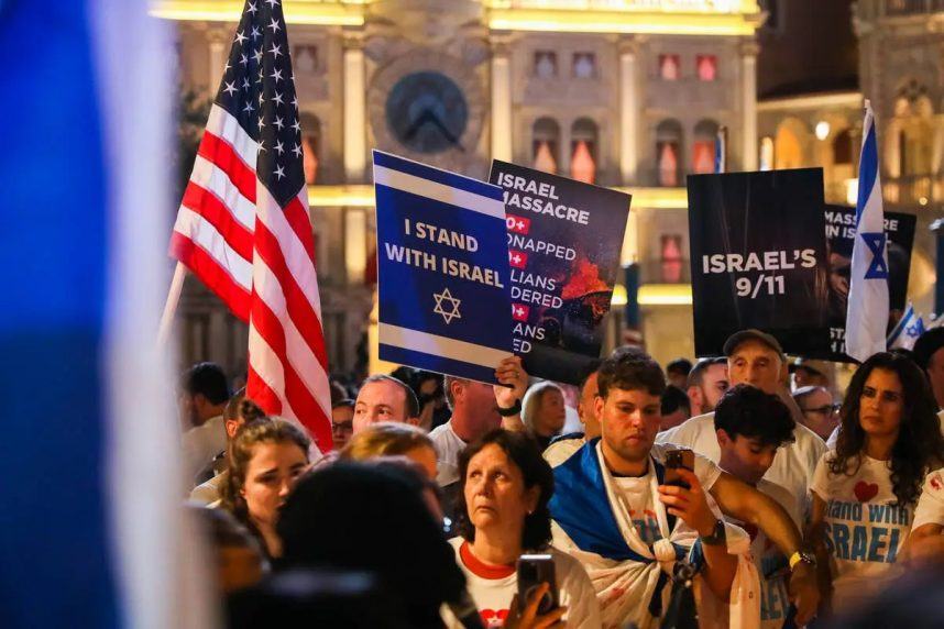 Some who attend a rally on the Strip in support of Israel