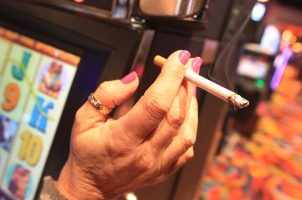 Atlantic City casino smoking bill