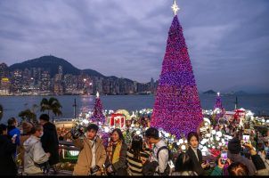 Christmas Macau gaming revenue China