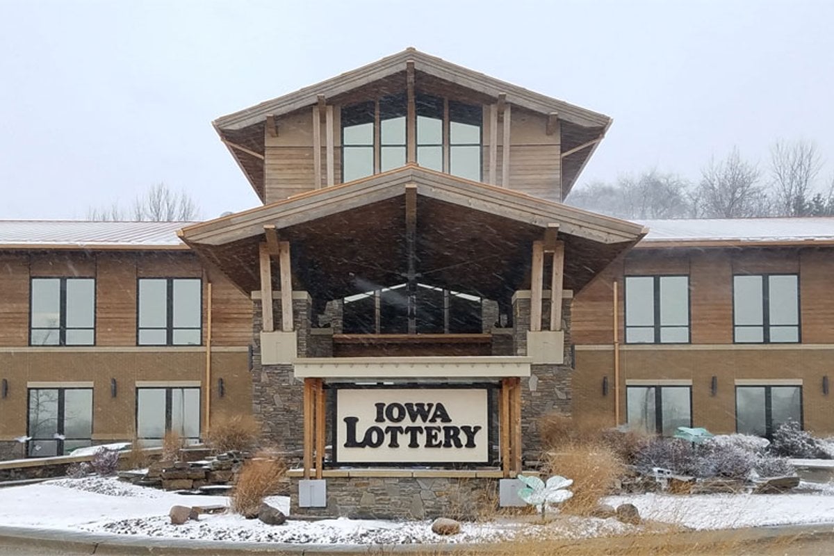 Photo of Iowa Lottery Reports Incorrect Powerball Numbers