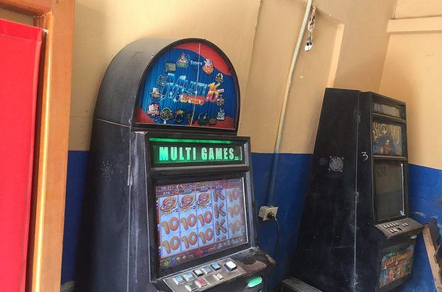 Slots inside a bar in Colombia