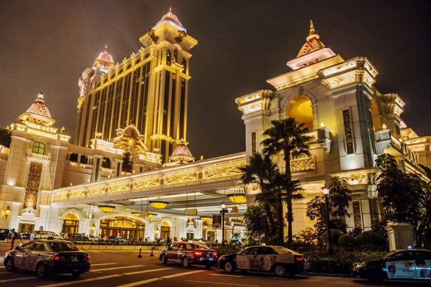 Macau casino revenue China