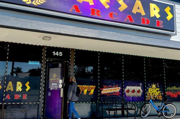 Florida Senate slot machines illegal gambling