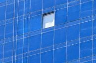 Window Falls from Las Vegas Resort, Injuring Guest