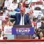 Trump Tells Vegas Crowd He’ll Dump Taxes on Casino Tips