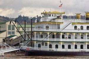 Emerald Queen, Tacoma, Washington, casino boat, Puyallup tribe