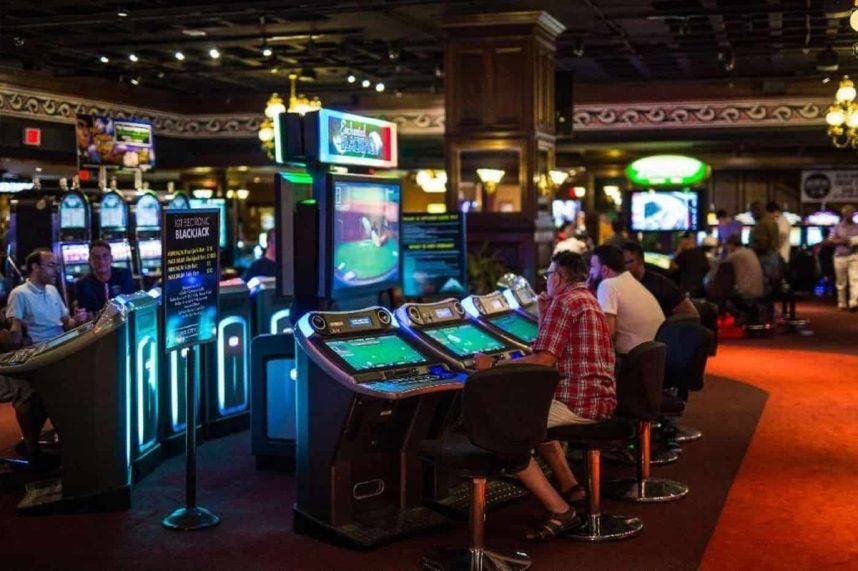 New York gambling age video lottery