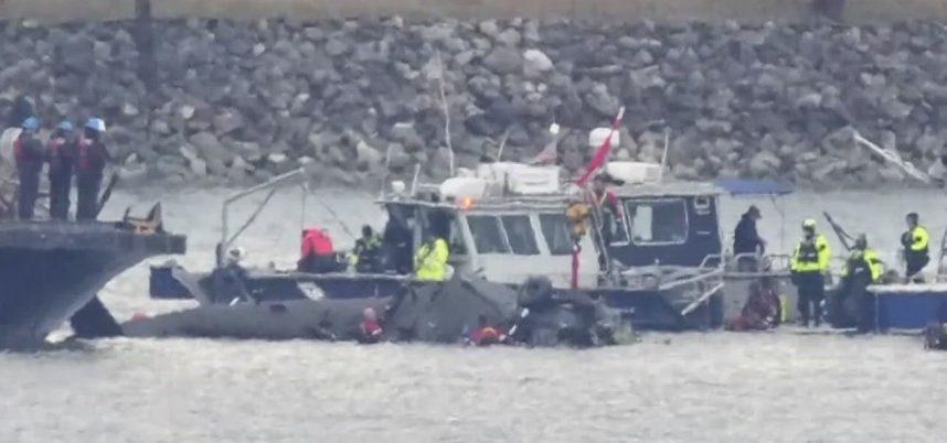 Crews in Potomac River