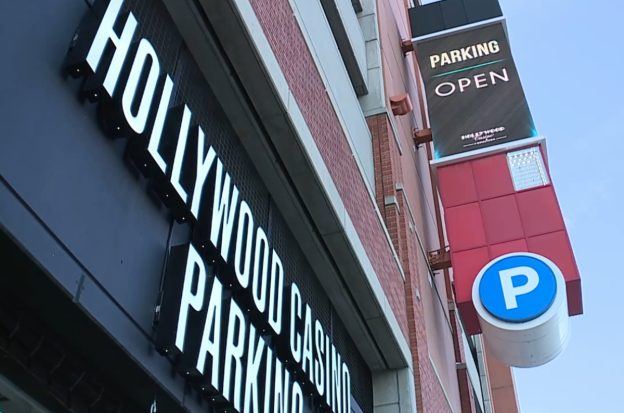 Detroit Hollywood Greektown parking garage