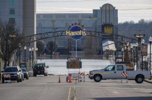 Harrah's Metropolis Ohio River flooding