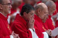FantaPappa: Italians Go Crazy for Fantasy Pope-Betting Platform