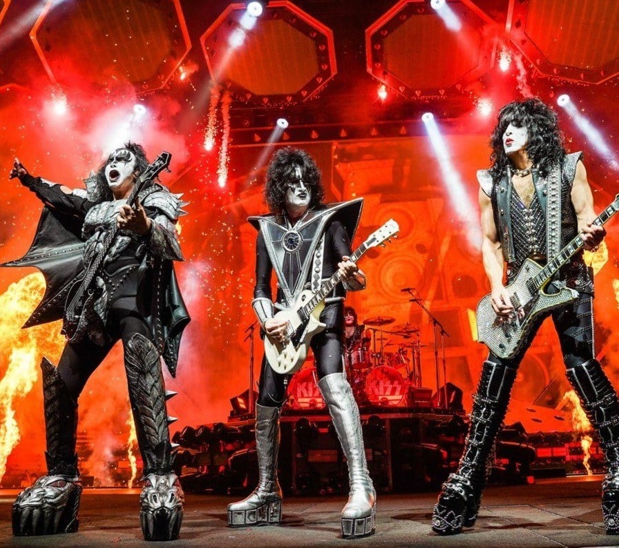 VEGAS MUSIC NEWS: Roth v. Hagar in Vegas, No KISS Reunion, Did Katy ...