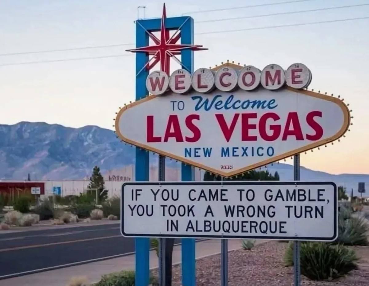 VEGAS MYTHS BUSTED: This Sign Welcomes Visitors to Las Vegas, New Mexico