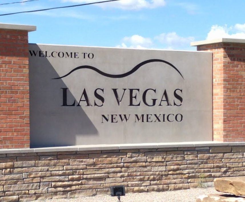 Welcome to Las Vegas NM sign