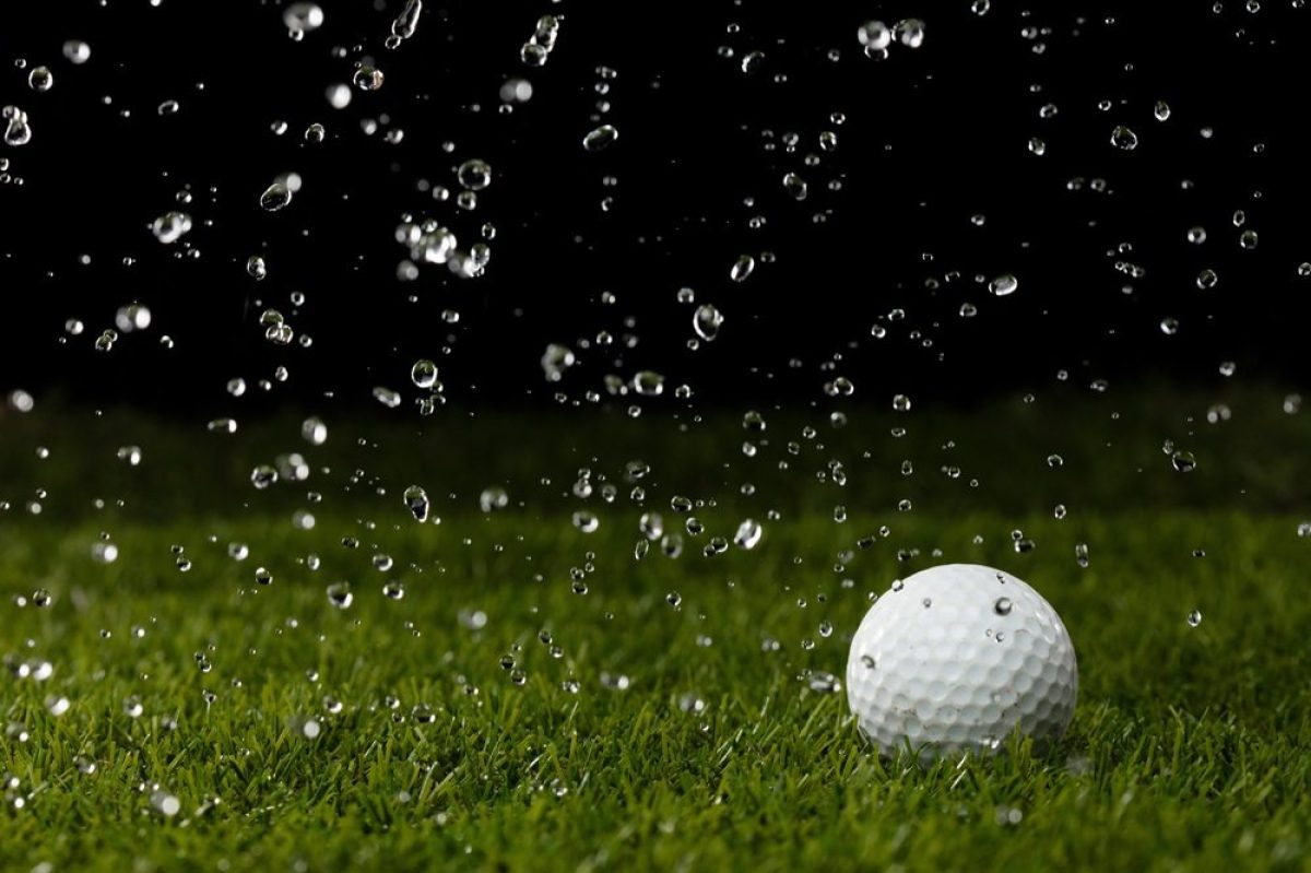DraftKings Sued for $14.2M by Bettor Who Used Weather to Predict Golf  Finishes