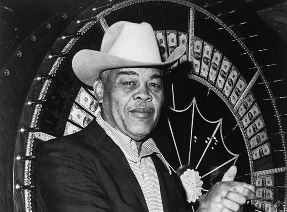 LOST VEGAS: Celebrity Casino Greeters