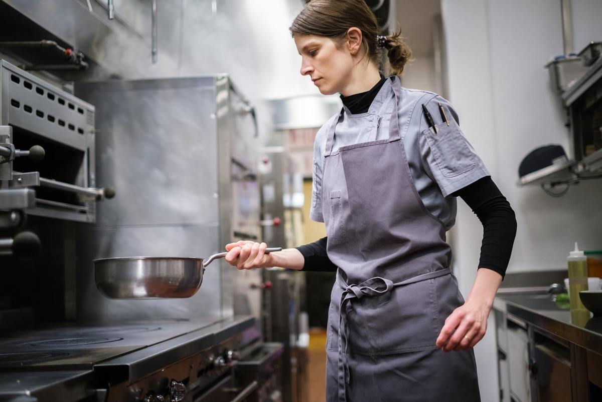 VEGAS DINING NEWS: Vegas Emerges James Beardless, L.A. Brisket Carves Out Venetian Space