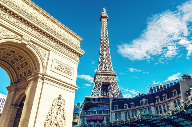 Paris Las Vegas mini bar Caesars