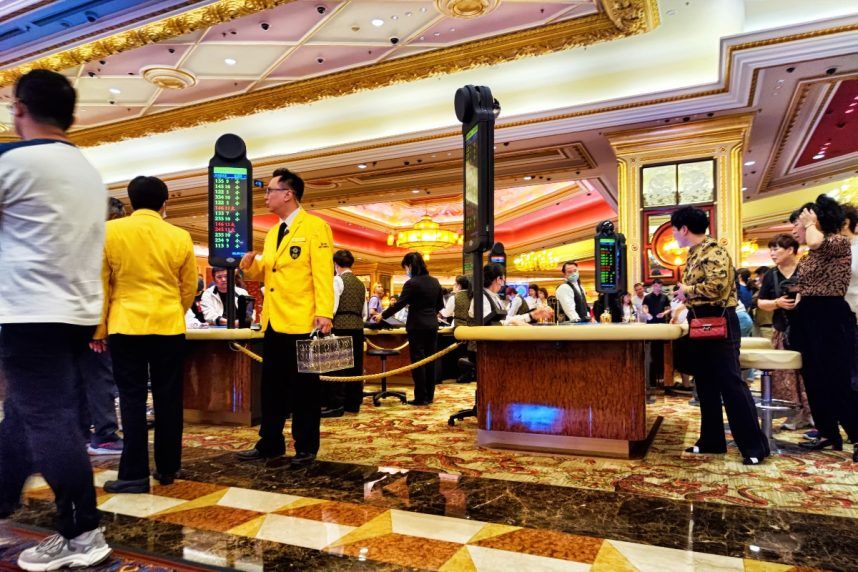 Macau casino revenue GGR