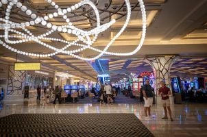casino foot traffic Las Vegas Strip