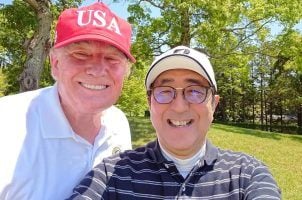 Japan PM Shinzo Abe Donald Trump golf
